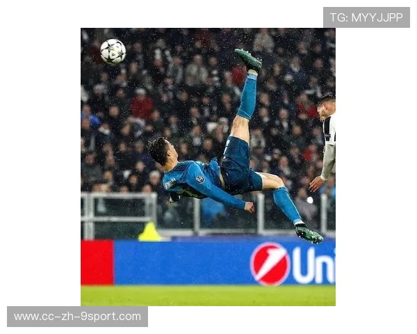 C罗抡起重炮破门，全场目瞪口呆